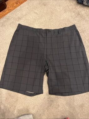 PGA Tour Gray Golf Shorts with Navy Waistband Logo